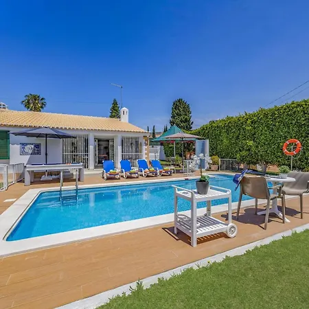 Vila Eliza By
